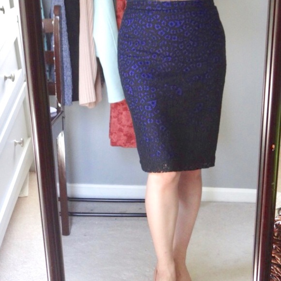 Banana Republic Dresses & Skirts - BR Crochet Lace Skirt